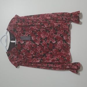 Dynamite red floral top ruffle sleeves design